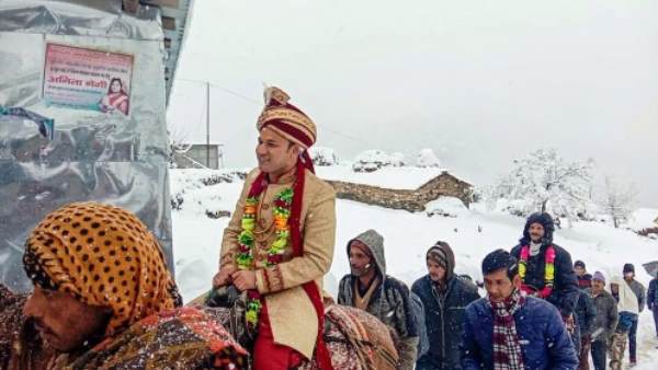 manali temperature, snowfall in india now, snowfall, beautifull pictures, snow fall, snowfall in india, pictures of snowfall, बर्फबारी, बर्फबारी की तस्वीरें, भारत में बर्फबारी, दिल्ली, मनाली में तापमान, भारत में बर्फबारी कहां हो रही है, स्नोफॉल