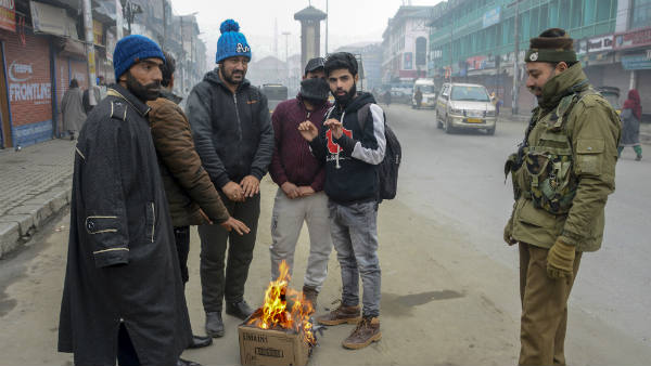 आर्टिकल-370 खत्म, जम्मू-कश्मीर और लद्दाख का विभाजन 