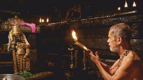 पेजावर मठ के 33वें महंत थे श्री विश्वेश तीर्थ स्वामीजी