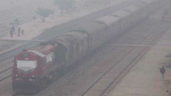 कोहरे की चपेट में पूरा उत्तर भारत