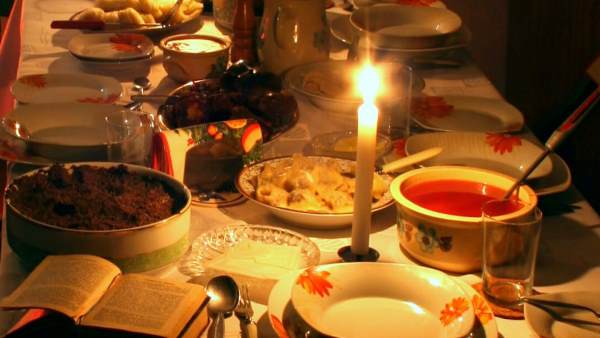 यूक्रेन में 12 तरह के पकवान बनते हैं