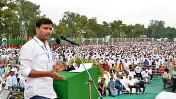 आजसू से गठबंधन तोड़ना महंगा पड़ा आजसू से गठबंधन तोड़ना महंगा पड़ा