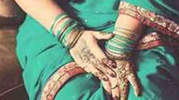 पति डॉक्टर के पास जाने को तैयार नहीं पति डॉक्टर के पास जाने को तैयार नहीं