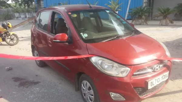 delhi police disclose murder case of assistant manager in madhu vihar