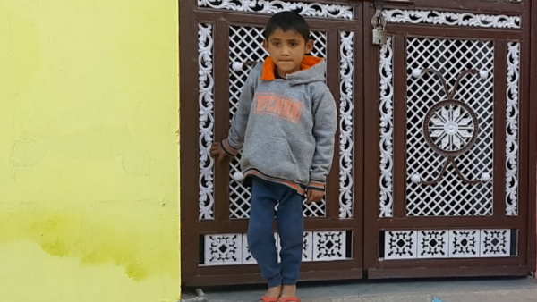 पिता ने स्कूल में फोन कर दी घटना की जानकारी