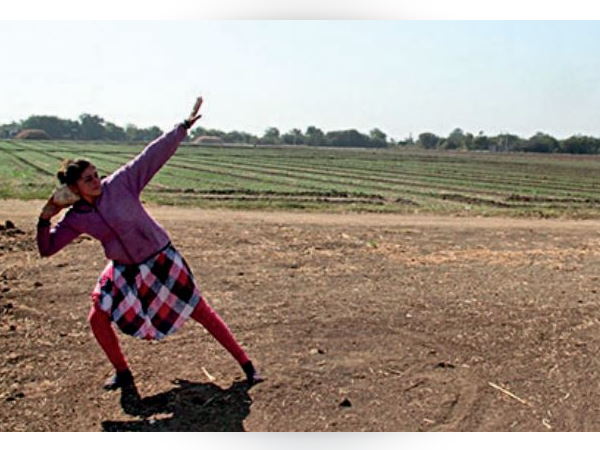 बिना कोच खुद ही 21 साल की लड़की ने कमाल कर दिया