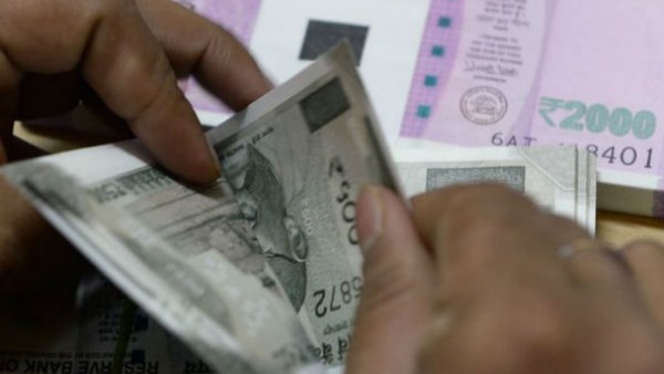 भाग्य का मिला साथ और कपल को यूं वापस मिल गए पूरे पैसे