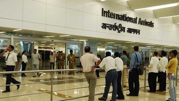 12 हवाई अड्डों पर साइनेजिस डिस्पले और सेल्फ रिपोर्टिंग की व्यवस्था