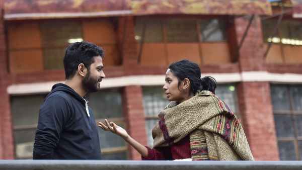 पुलिस ने आईशी घोष से पूछताछ की