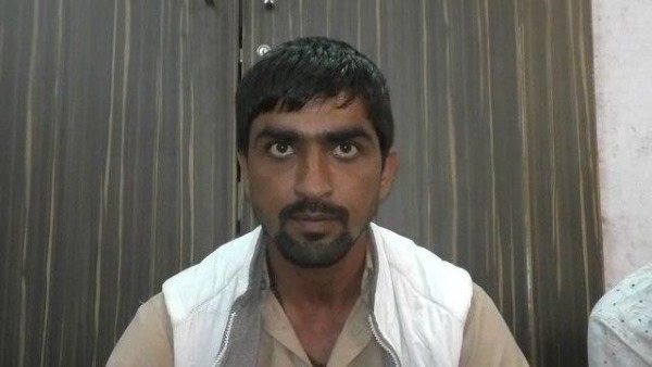 भैरव की आरती सुनिश्चित करने के निर्देश