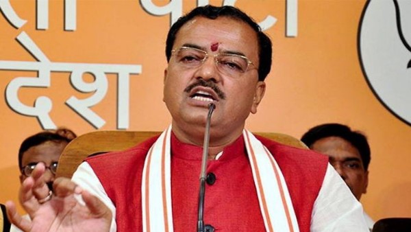 डिप्टी सीएम ने साधा निशाना