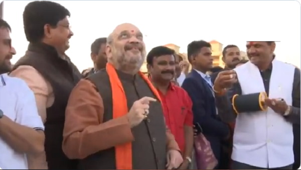 Watch: Amit Shah flying kite at Ahmedabad, Video goes to viral