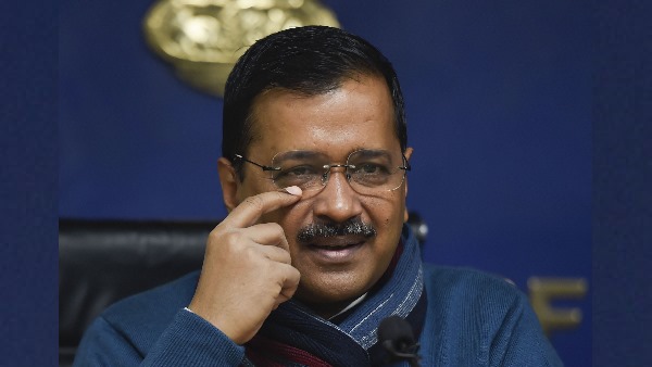 8 लाख रुपए बढ़ी केजरीवाल की चल संपत्ति