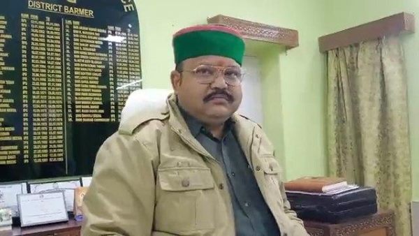  बाड़मेर एसपी से की शिकायत