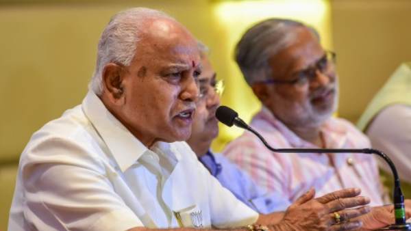 'किसी भी अधिकार को नहीं छीनता'