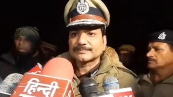 बस में से निकलती रही चीखें