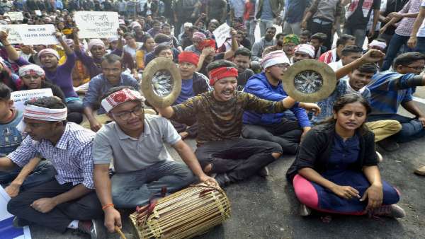 नागरिकता संशोधन कानून के खिलाफ जामिया में हुआ हिंसक प्रदर्शन