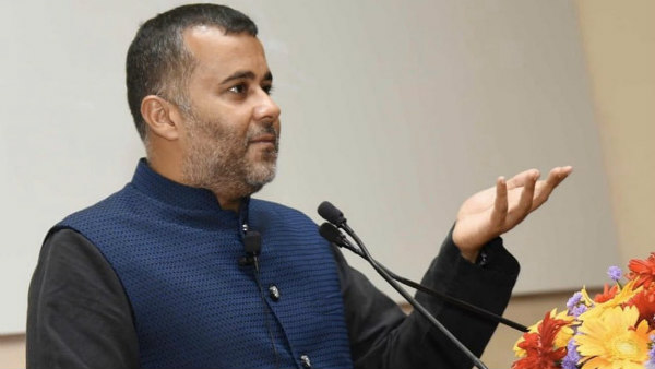 Chetan Bhagats big attack on the Modi government,Can’t let a country burn to save ego Chetan Bhagats big attack on the Modi government,Can’t let a country burn to save ego