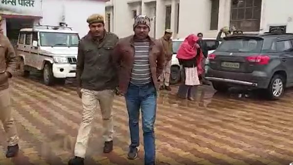 दामाद के अन्य महिलाओं से थे संबंध