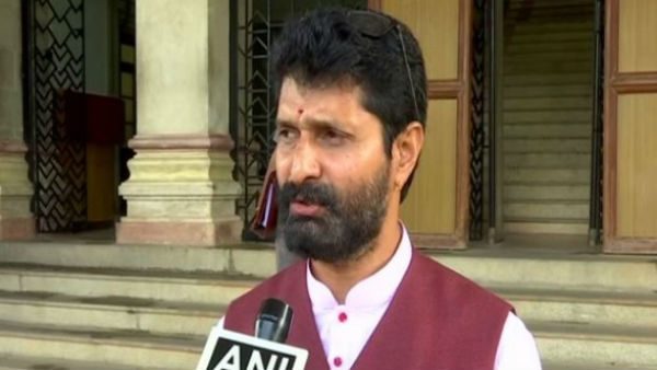 आज देना है जवाब 