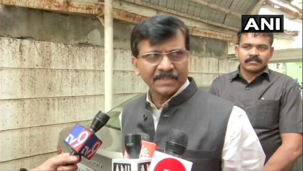 महाराष्ट्र में नहीं आएगी किताब-राउत