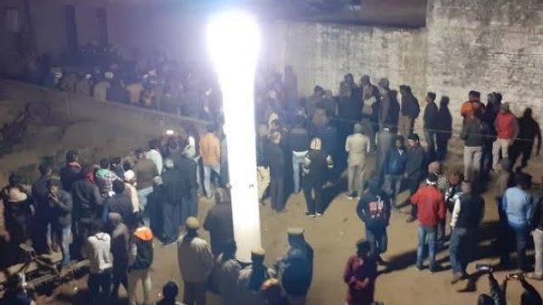 घर के अंदर मिला विस्फोटक