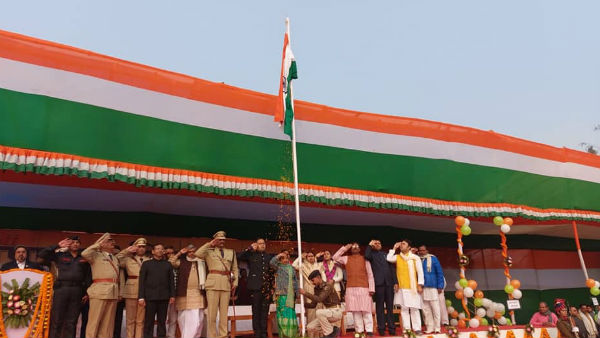 कृतज्ञ राष्ट्र अपना 71वां गणतंत्र दिवस मना रहा है... 