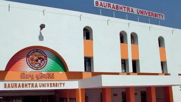 कुलपति ने कही जांच की बात