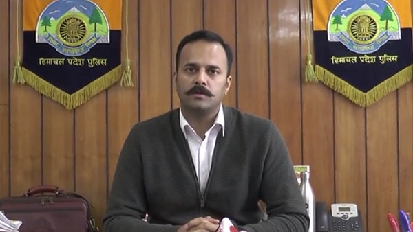 hamirpur police busted a gang of frauds fake Flipkart websites hamirpur police busted a gang of frauds fake Flipkart websites