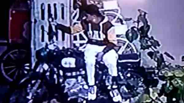 CCTV में कैद हो गई घटना