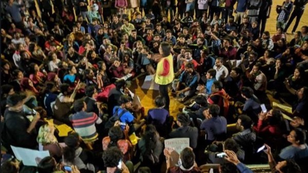 आईआईएससी में जेएनयू हिंसा के खिलाफ प्रदर्शन