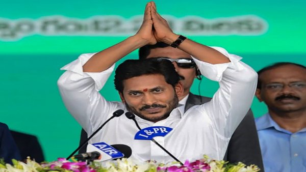 सत्ता के विकेंद्रीकरण के लिए तीन राजधानी के फॉर्मूले को दी गई मंजूरी 