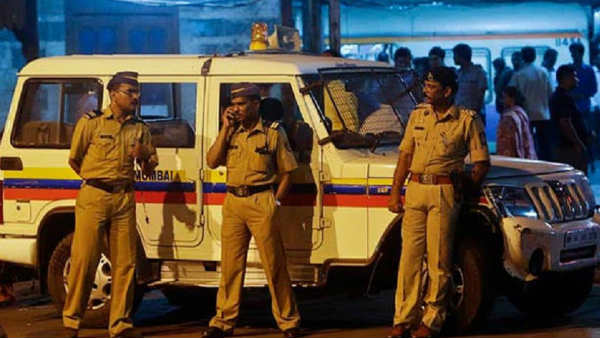 नमाज के लिए गया था घर से बाहर नमाज के लिए गया था घर से बाहर