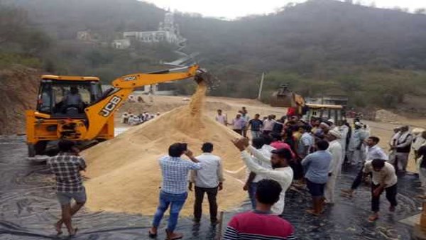 एक माह पहले शुरू हो जाती तैयारी