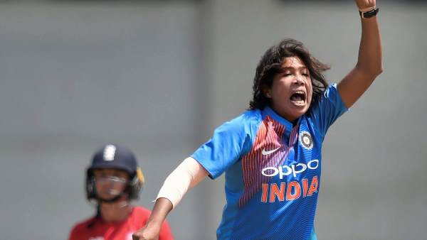 संघर्षों भरा रहा है झूलन का जीवन