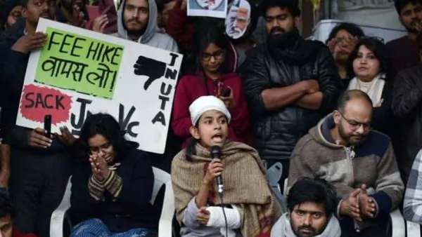 हमलावर बाहरी थे: सेन हमलावर बाहरी थे: सेन