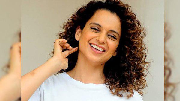 पुलिस हिरासत में लेकर चार थप्पड़ लगाए- कंगना पुलिस हिरासत में लेकर चार थप्पड़ लगाए- कंगना