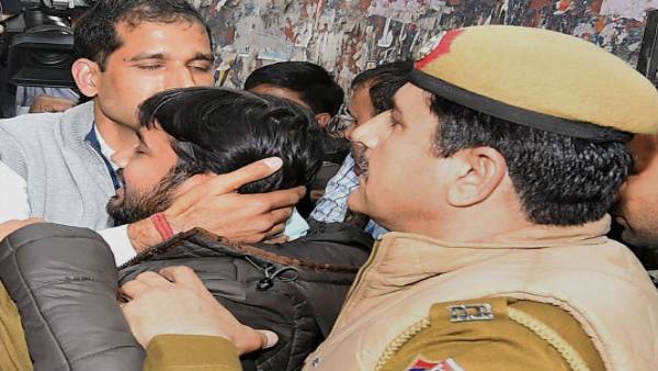 जेएनयू में भारत विरोधी नारे के लिए कन्हैया कुमार पर दर्ज हुआ देशद्रोह