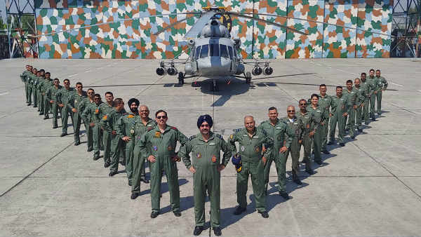 बीएस धनोआ ने संभाली थी कमान