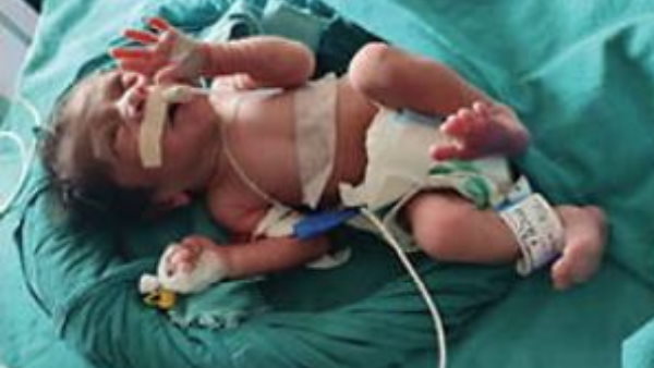 पुलिस ने मां-बाप का पता लगाया