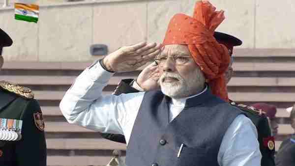 पीएम नरेंद्र मोदी ने तोड़ी 48 साल पुरानी परंपरा