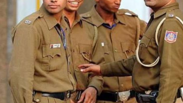 पुलिस ने एक शख्स को किया गिरफ्तार पुलिस ने एक शख्स को किया गिरफ्तार