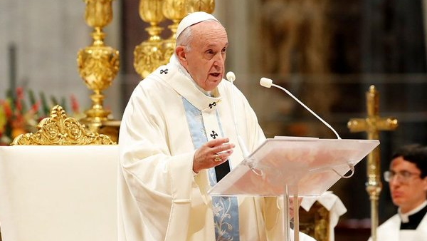 न्यू ईयर पर महिला को मारा था थप्पड़