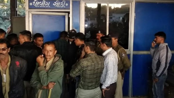 परिजन बोले- हत्या हुई है हमारे बेटे की