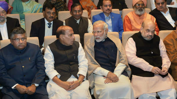 'कब कैसे करना है ये सरकार पर छोड़ देना चाहिए' 'कब कैसे करना है ये सरकार पर छोड़ देना चाहिए'