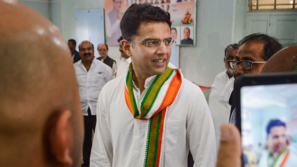 भारत में 'बढ़ती असहिष्णुता' की संस्कृति पर भी बोले पायलट