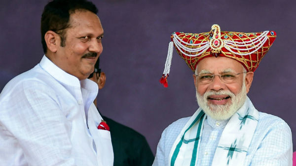 भोसले ने शिवसेना का नाम 'ठाकरे सेना' करने को कहा था