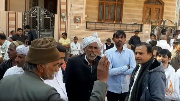 लॉटरी से हुआ उप सरपंच पद का फैसला