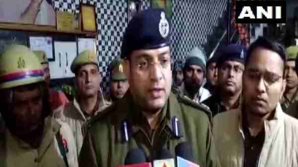 क्या एसपी विनीत जायसवाल ने