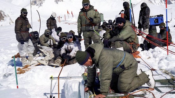 हर सैनिक को मिलती है पर्सनल किट